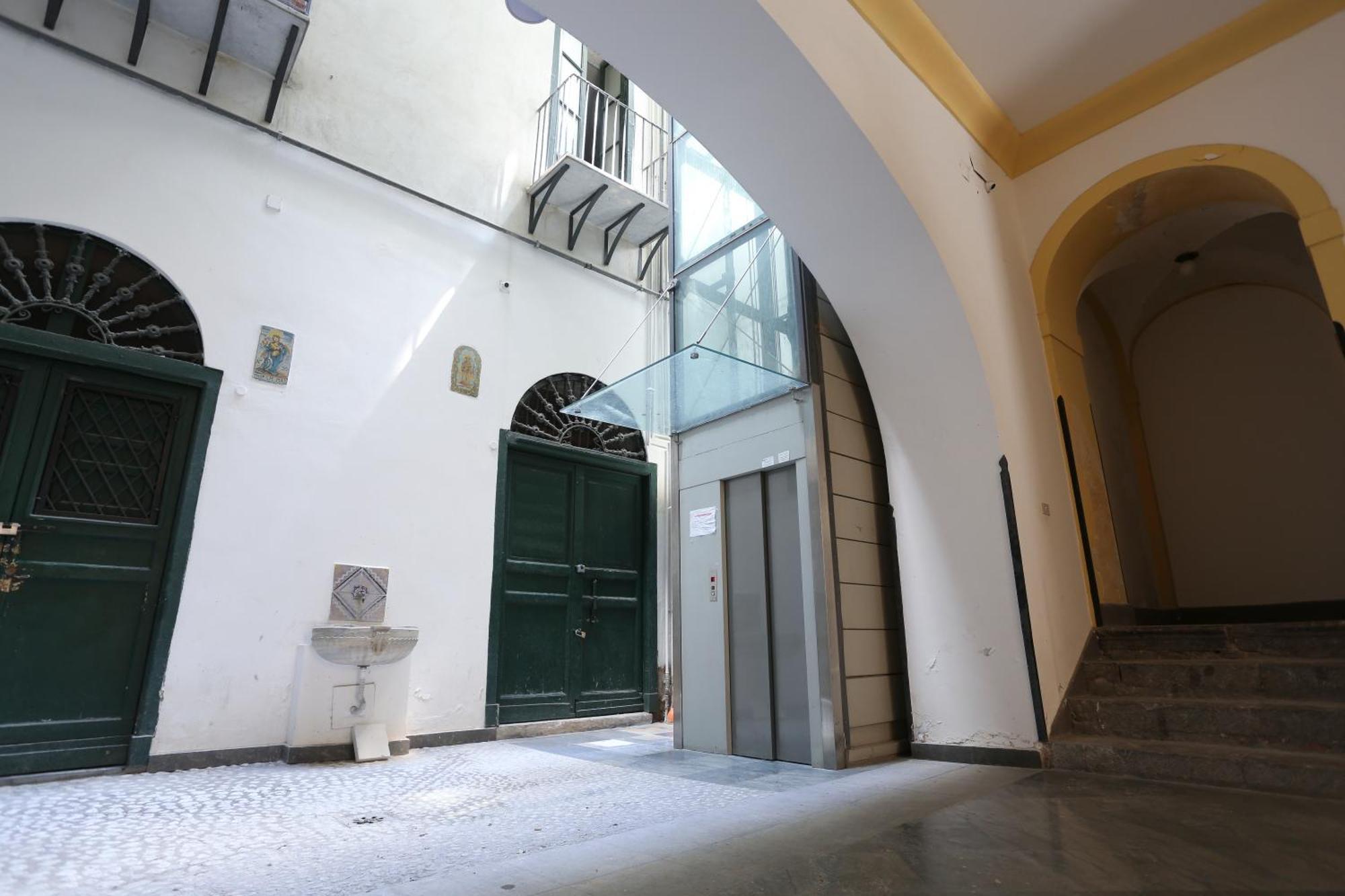 Maqueda View Lejlighed Palermo Eksteriør billede